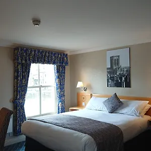Hotel The Queens ***